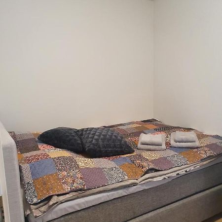 Moderni, Viihtyisae Pikkukaksio Saunalla Pori Esterno foto